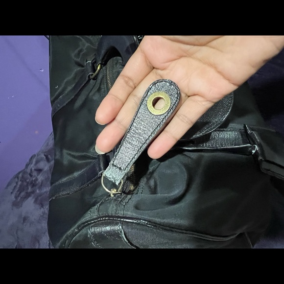 COPY - 100% AUTHENTIC Prada tote - Picture 10 of 16